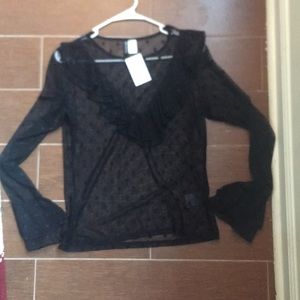 Hm Divided Peel a boo top !